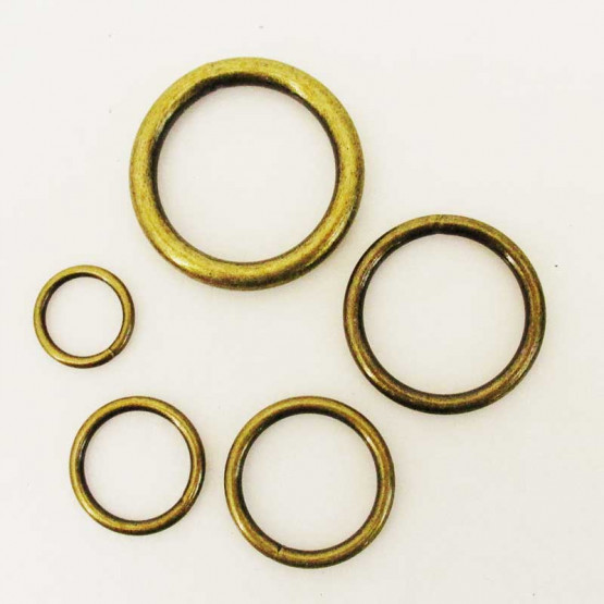 verschweißter O - Ring Durchmesser 30 mm Messing
